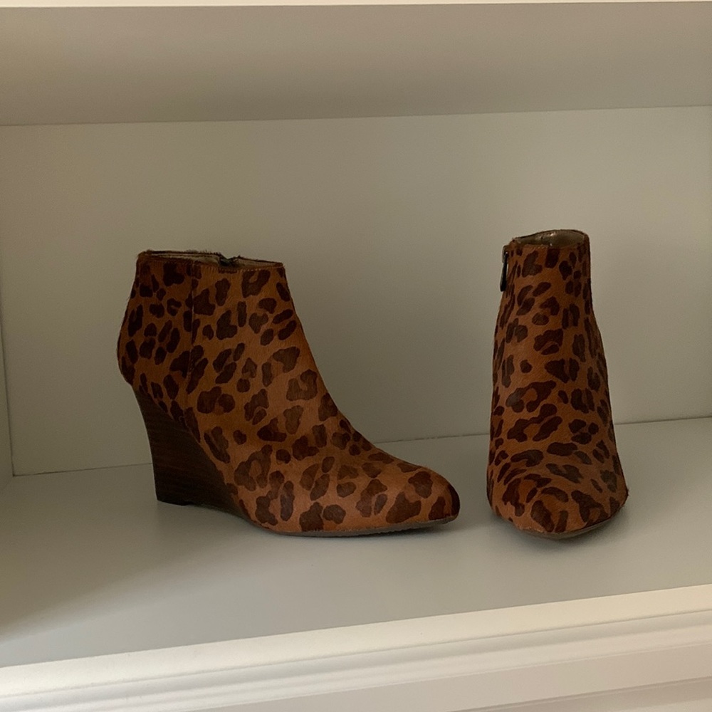 Leopard skin wedge heel